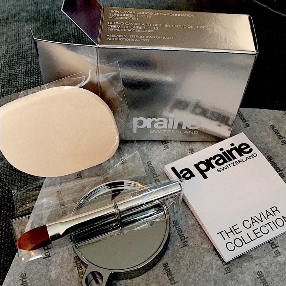 La Prairie Concealer Foundation Stand+Brush+Sponge